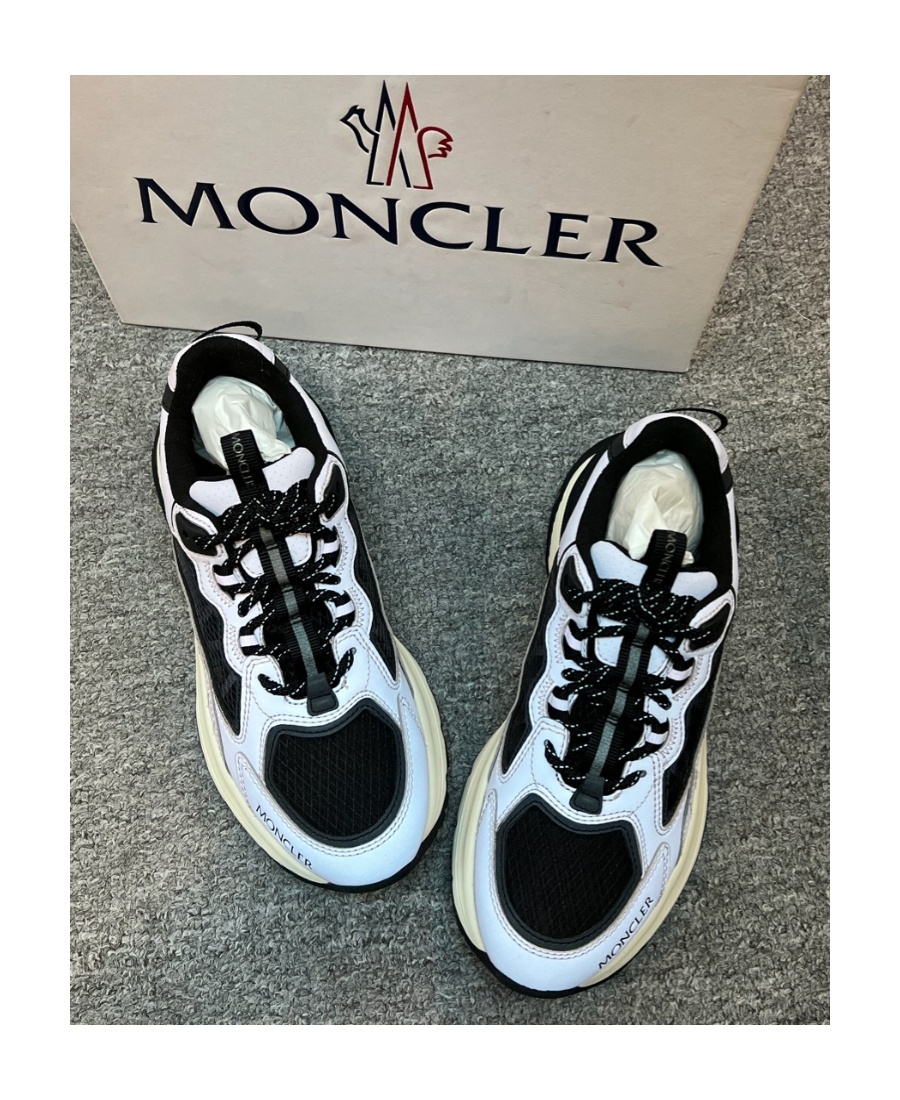 MONCLER RUNNER LOW-TOP SNEAKERS