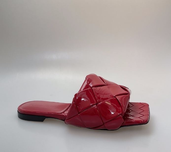 Bottega Veneta Weave Flip-flops In Brown