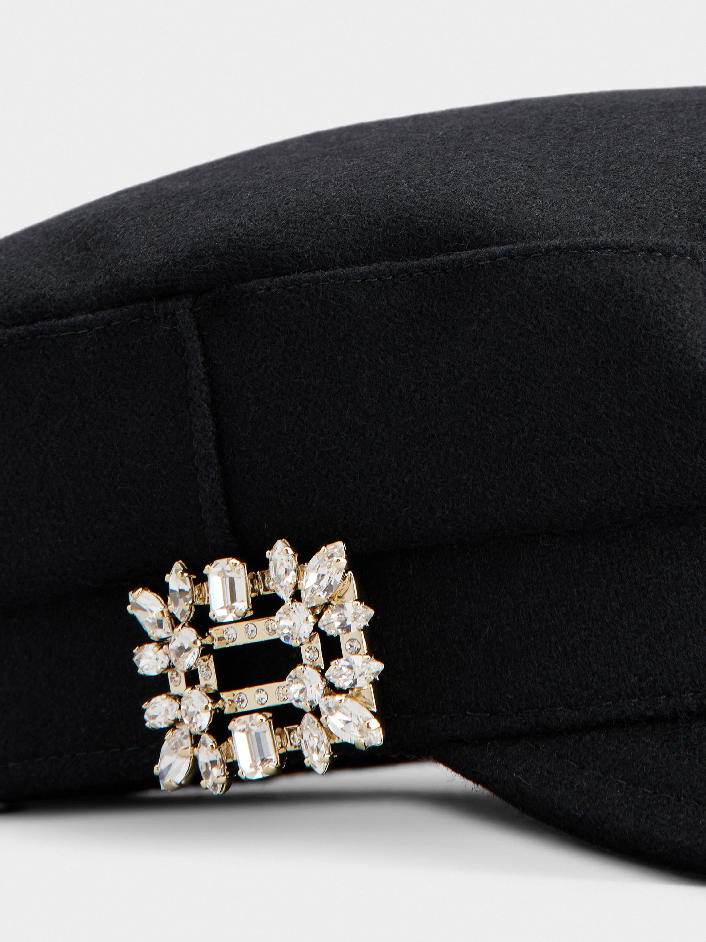Roger Vivier Embellished Sailor Cap In Black