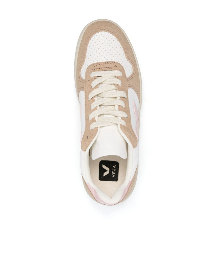 Veja V10 Chromefree Low-top Sneakers In Nude