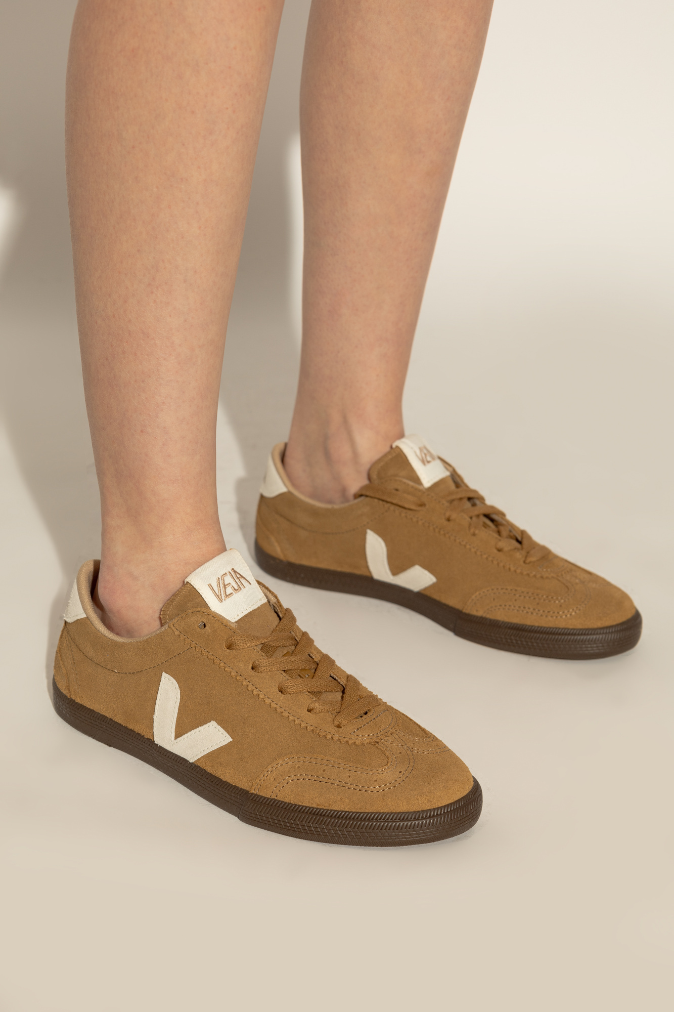 Veja Volley Low-top Court Sneakers In Brown