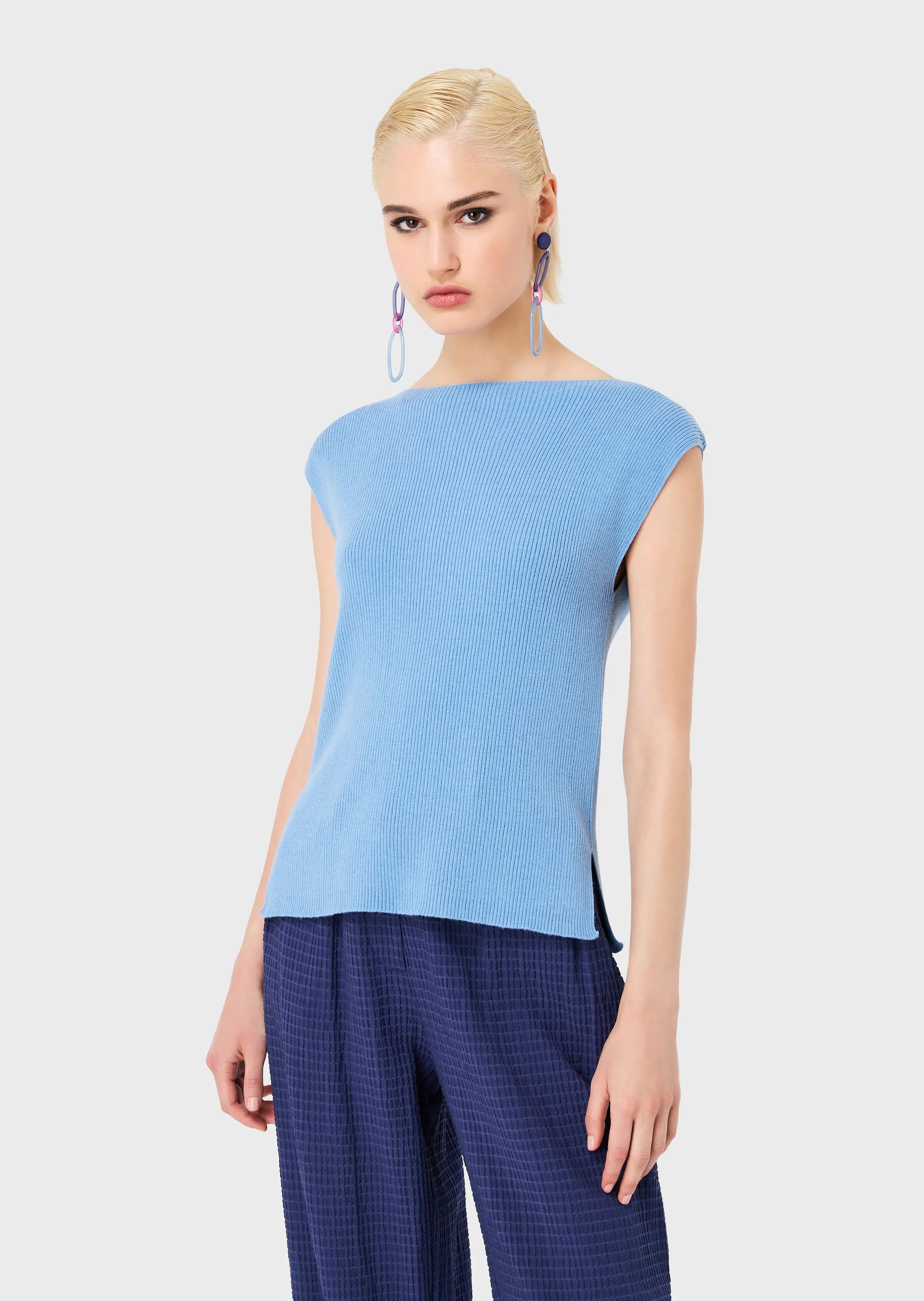 EMPORIO ARMANI CASHMERE SLEEVELESS SWEATER
