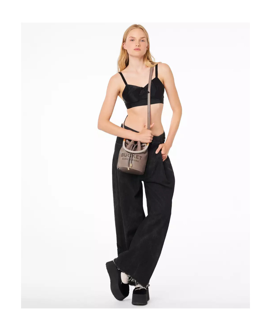 Marc Jacobs Debossed-logo Leather Bucket Bag In Brown