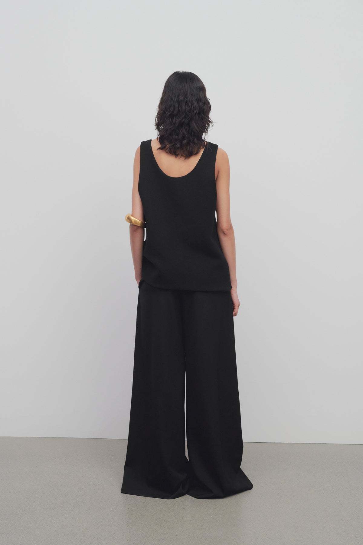 Shop The Row Dela Wool Palazzo Pants In Black