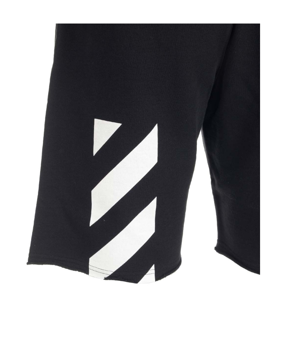 Off-white 'spray Arrow' Black Shorts With Logo Lettering On The Front And Logo Print On The Rear In Black