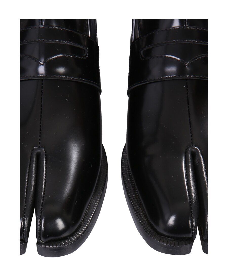 Shop Maison Margiela Tabi Loafers In Black