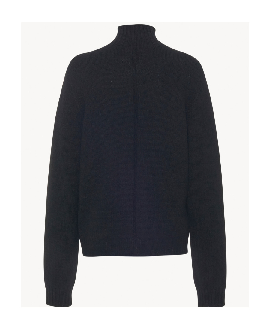 The Row Cashmere Turtleneck Knitted Pullover In Black