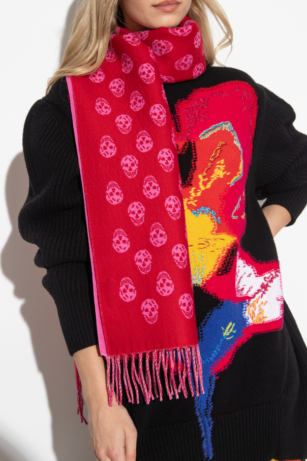 Alexander Mcqueen Reversible Skull-jacquard Wool Scarf In Red
