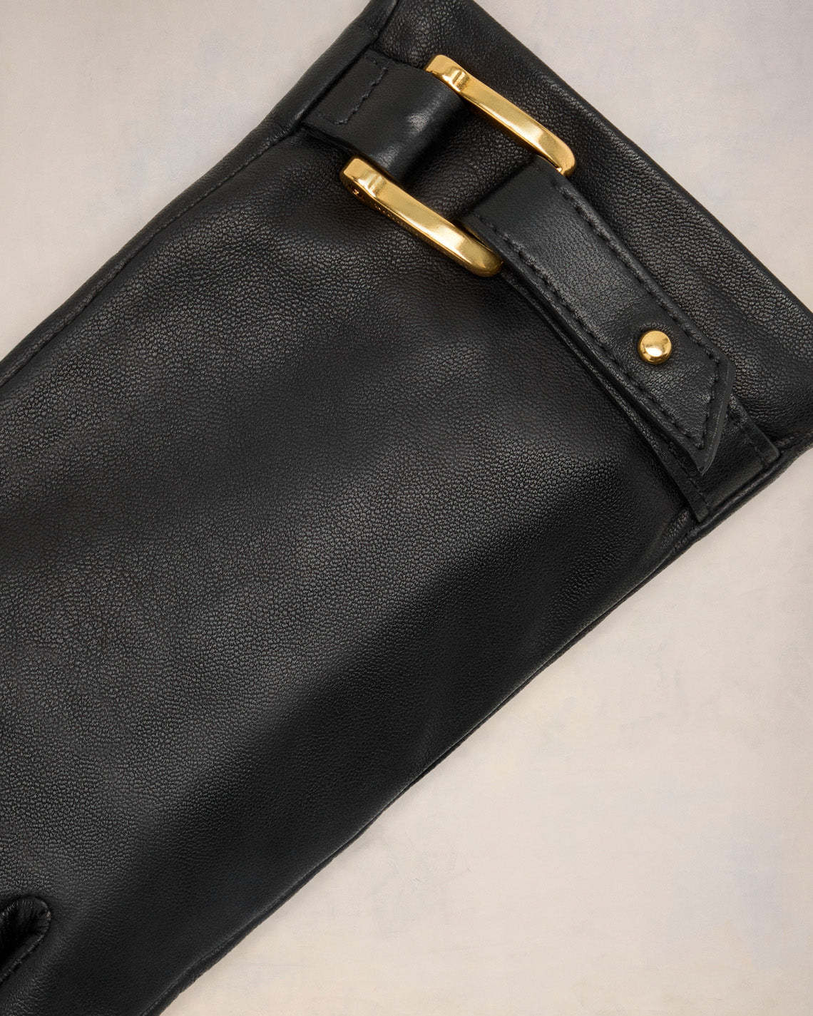 Ami Alexandre Mattiussi Ami Paris Strap Detail Gloves In Black