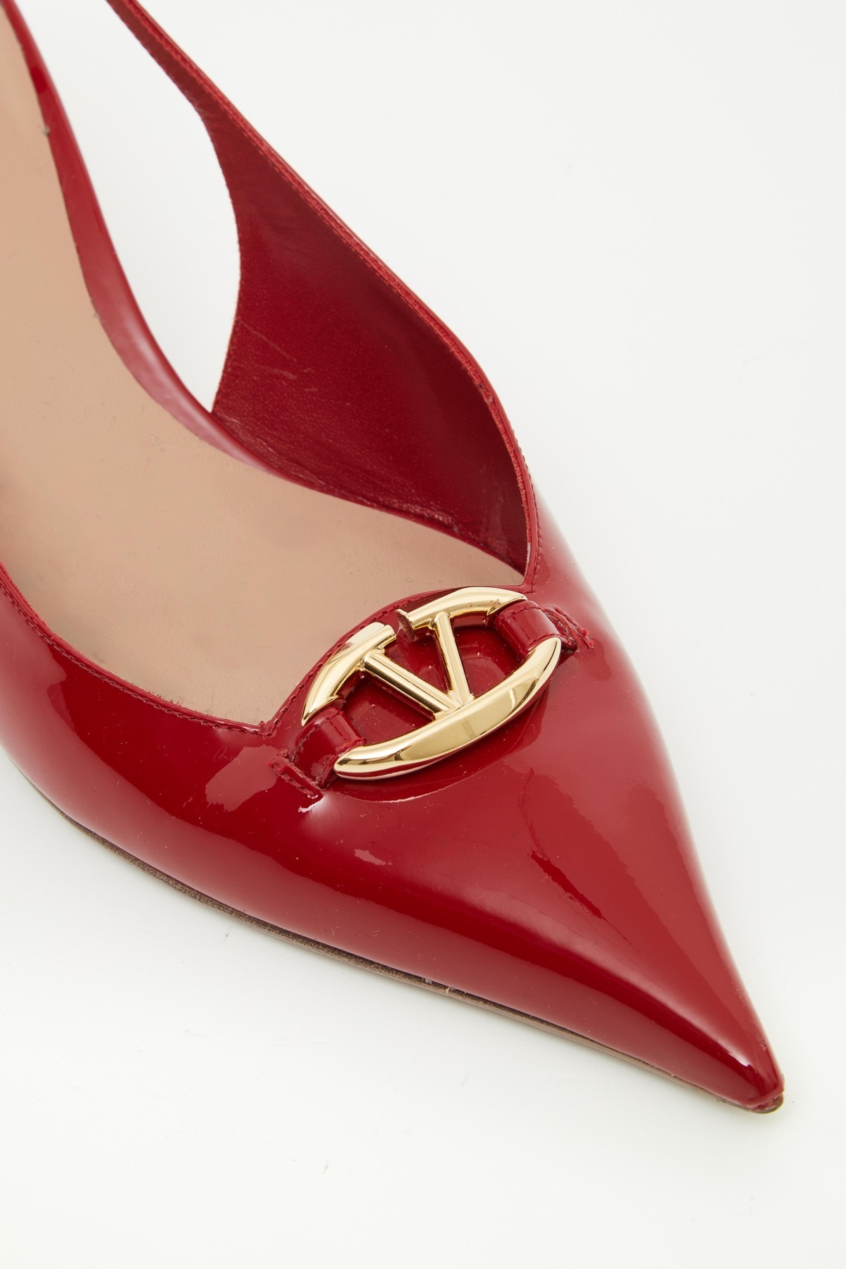 Valentino Garavani Valentino Vlogo Signature Pointed Toe Slingback Pumps In Red