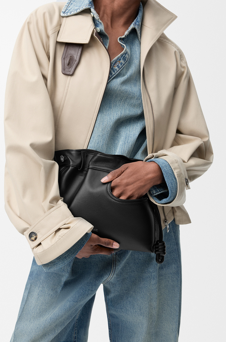 Loewe Flamenco Clutch Medium Bag In Calfskin Nappa In Black