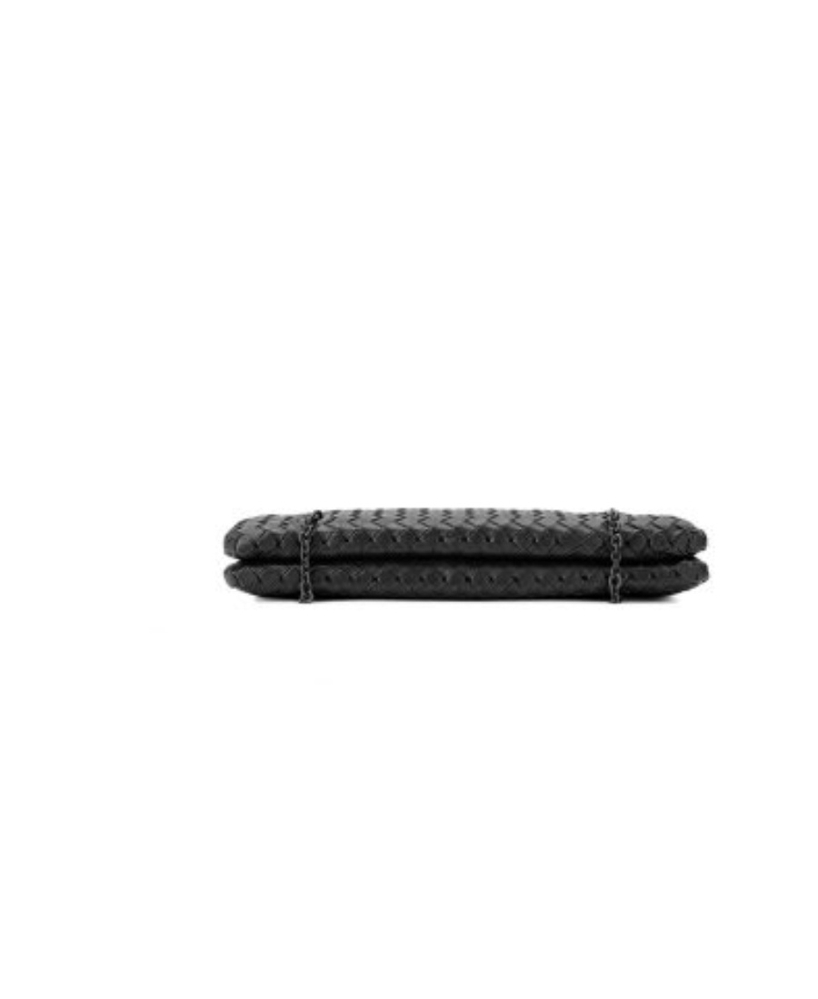 Bottega Veneta Woven Pattern Chain Handbag In Black