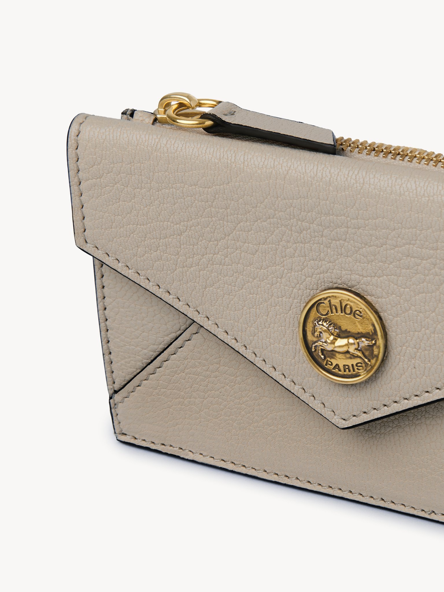 Chloé Small Envelope Purse With Card Slots In Grained Leather In Neutral