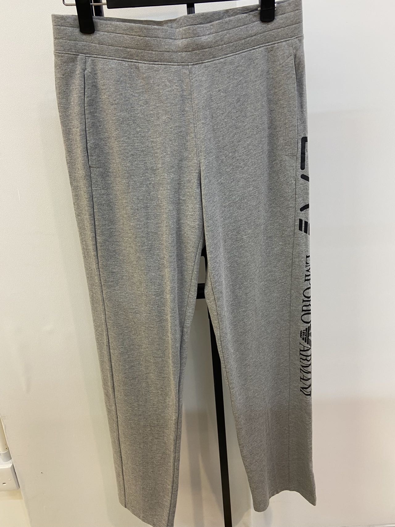 Ea7 Elastic Waist Sweatpants In Gray
