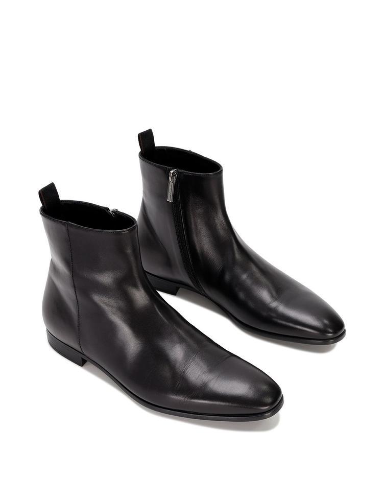 Giorgio Armani Logo Boots In Black