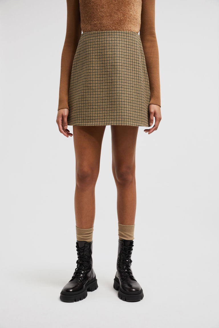 Moncler Houndstooth Plaid Mini Skirt In Multicolor