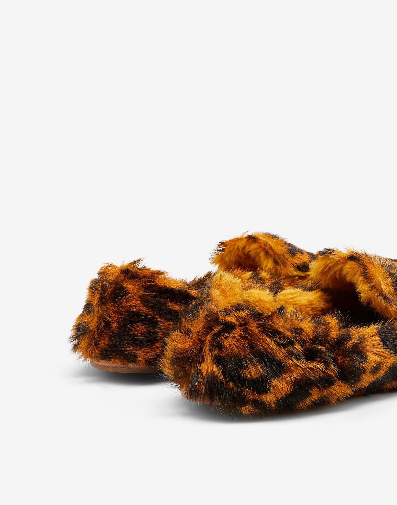 Maison Margiela Leopard Print Flat Shoes In Brown