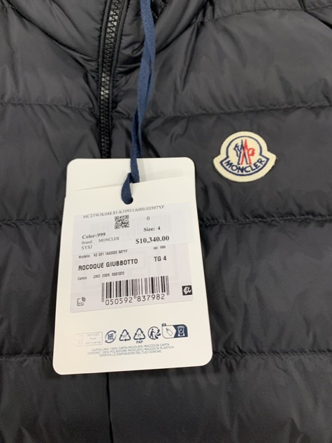 Moncler Sleeveless Cotton Vest In Black
