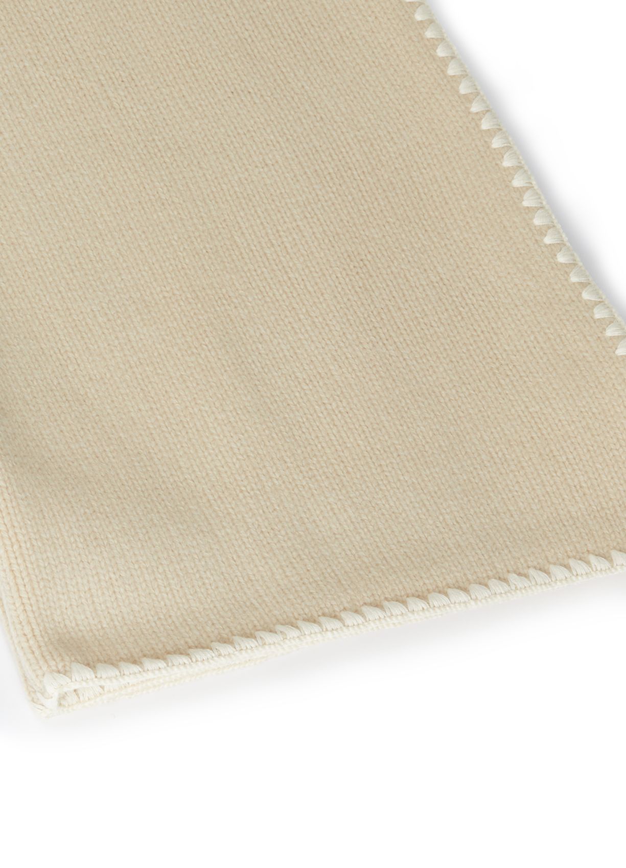 Totême Rectangular Scarf In Nude