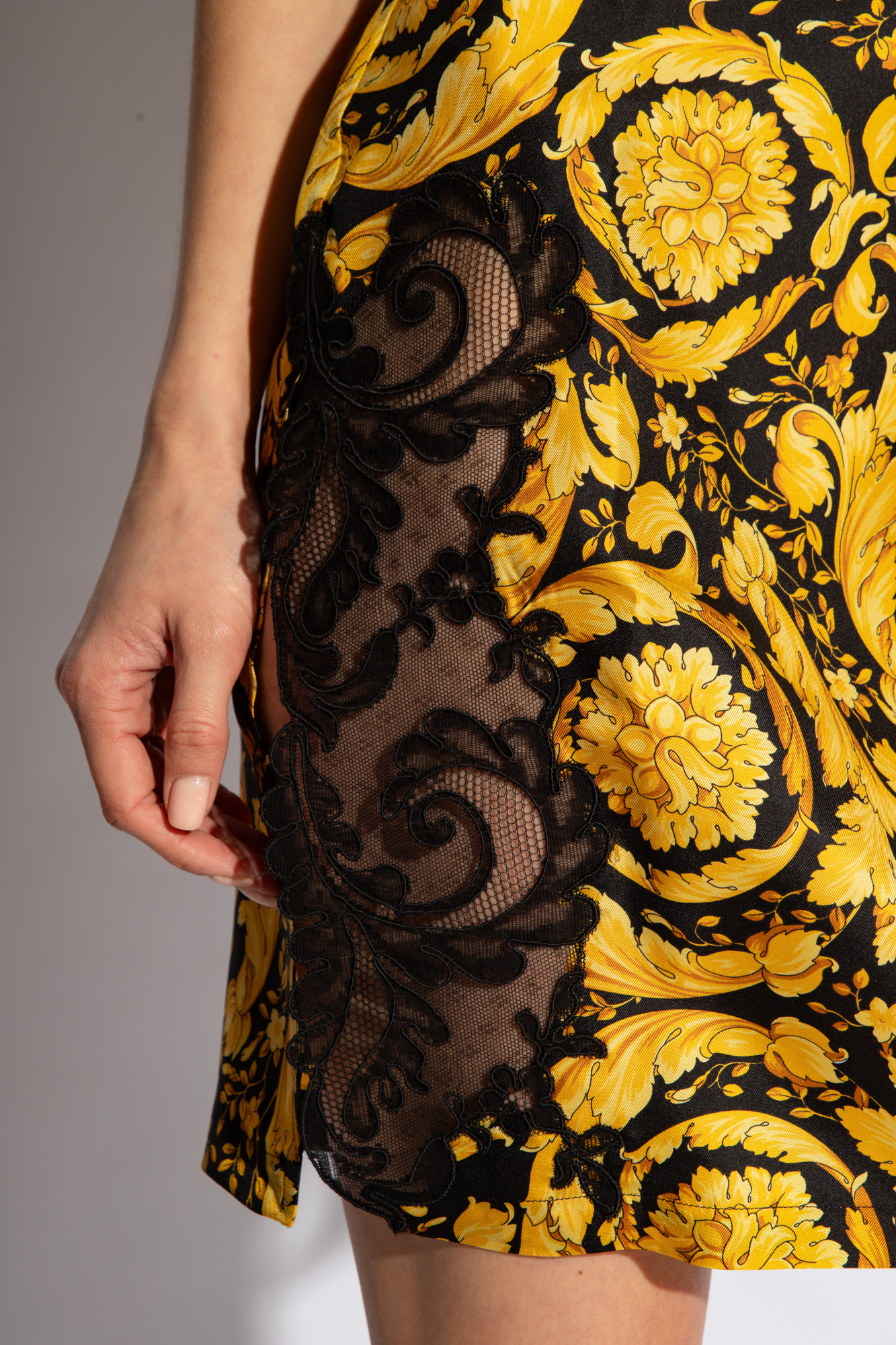VERSACE BAROCCO-PRINT SILK NIGHTDRESS