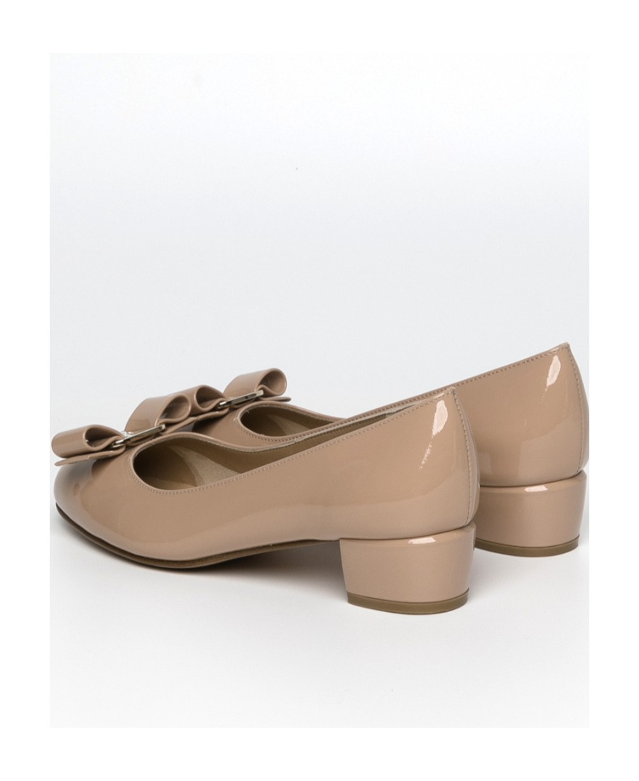Ferragamo Vara 1 High Heels In Multi
