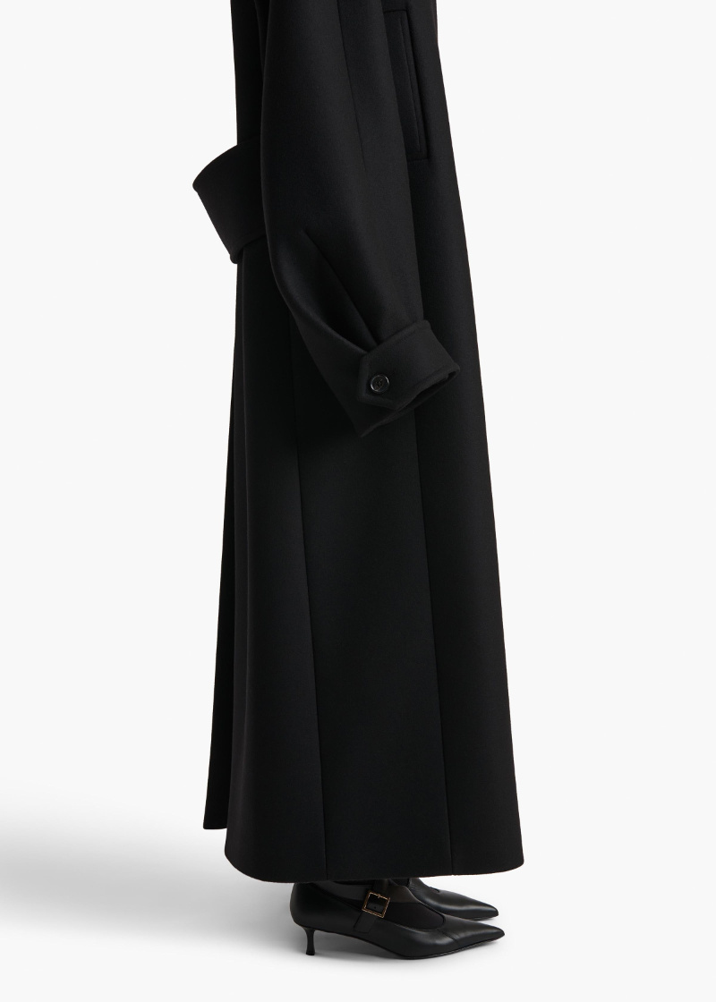 Khaite Donna Double-breasted Coat In Black