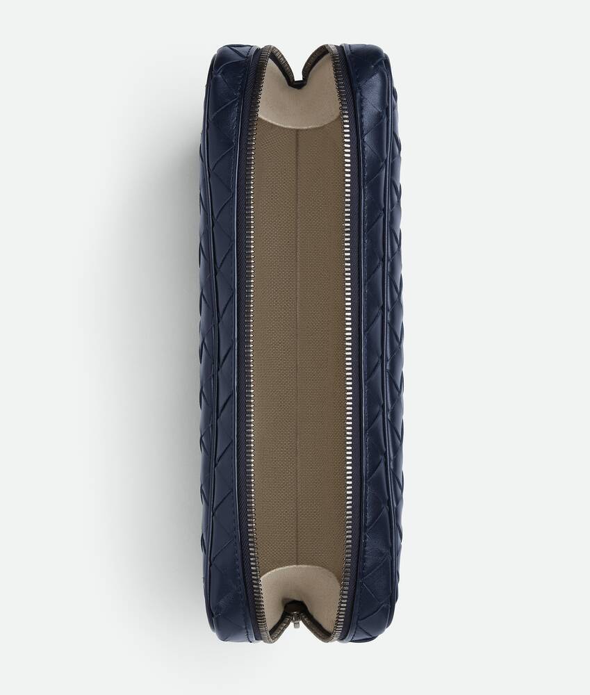 Bottega Veneta Weave A Pattern Wallet In Black