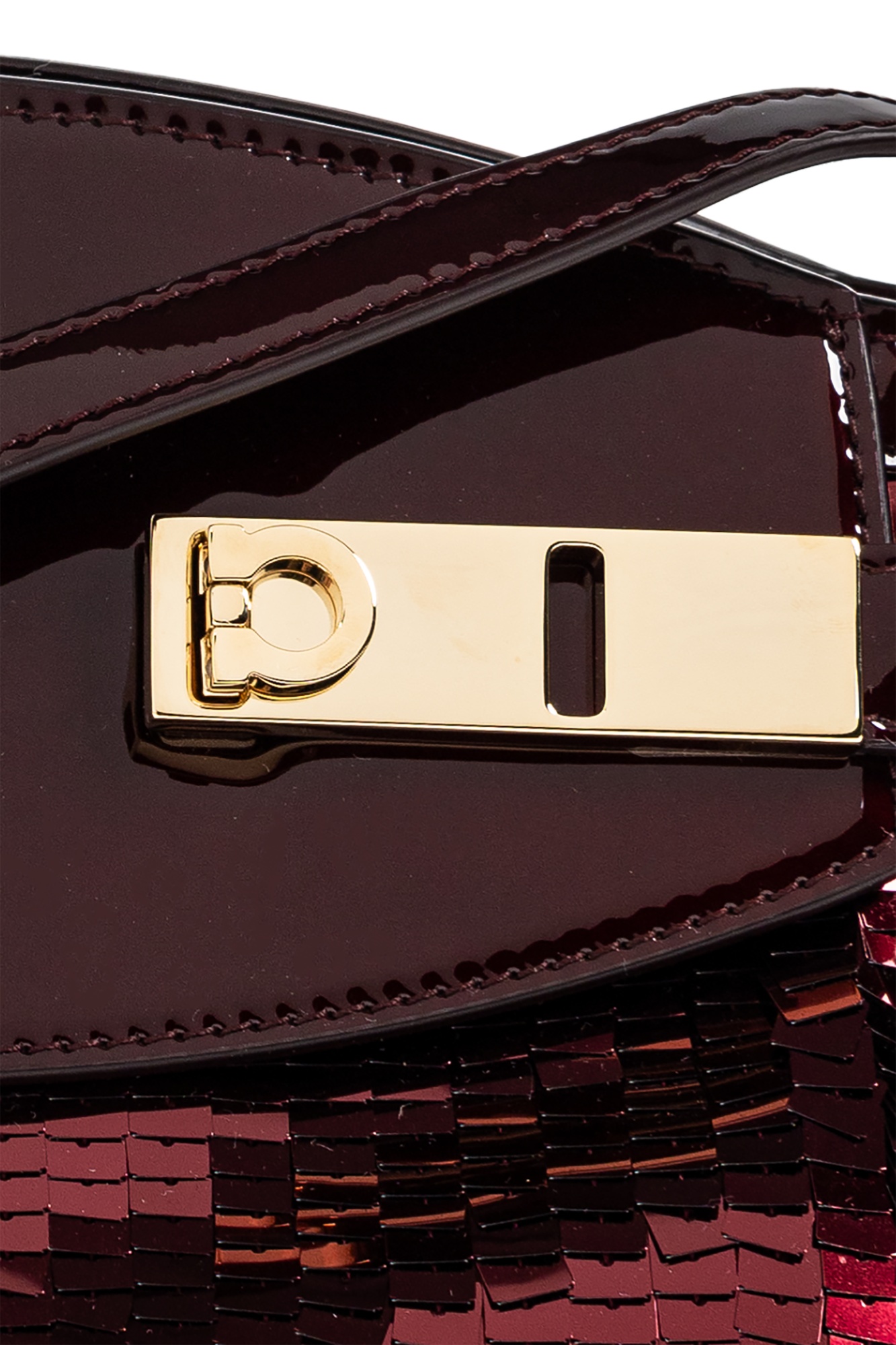 FERRAGAMO FERRAGAMO HUG SOFT CROSSBODY BAG