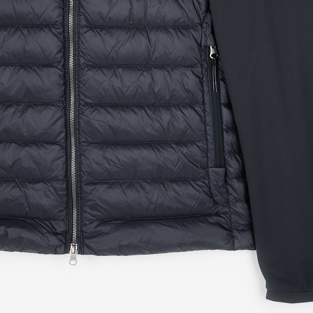 Parajumpers Hooded Cotton-padded Suit In Black