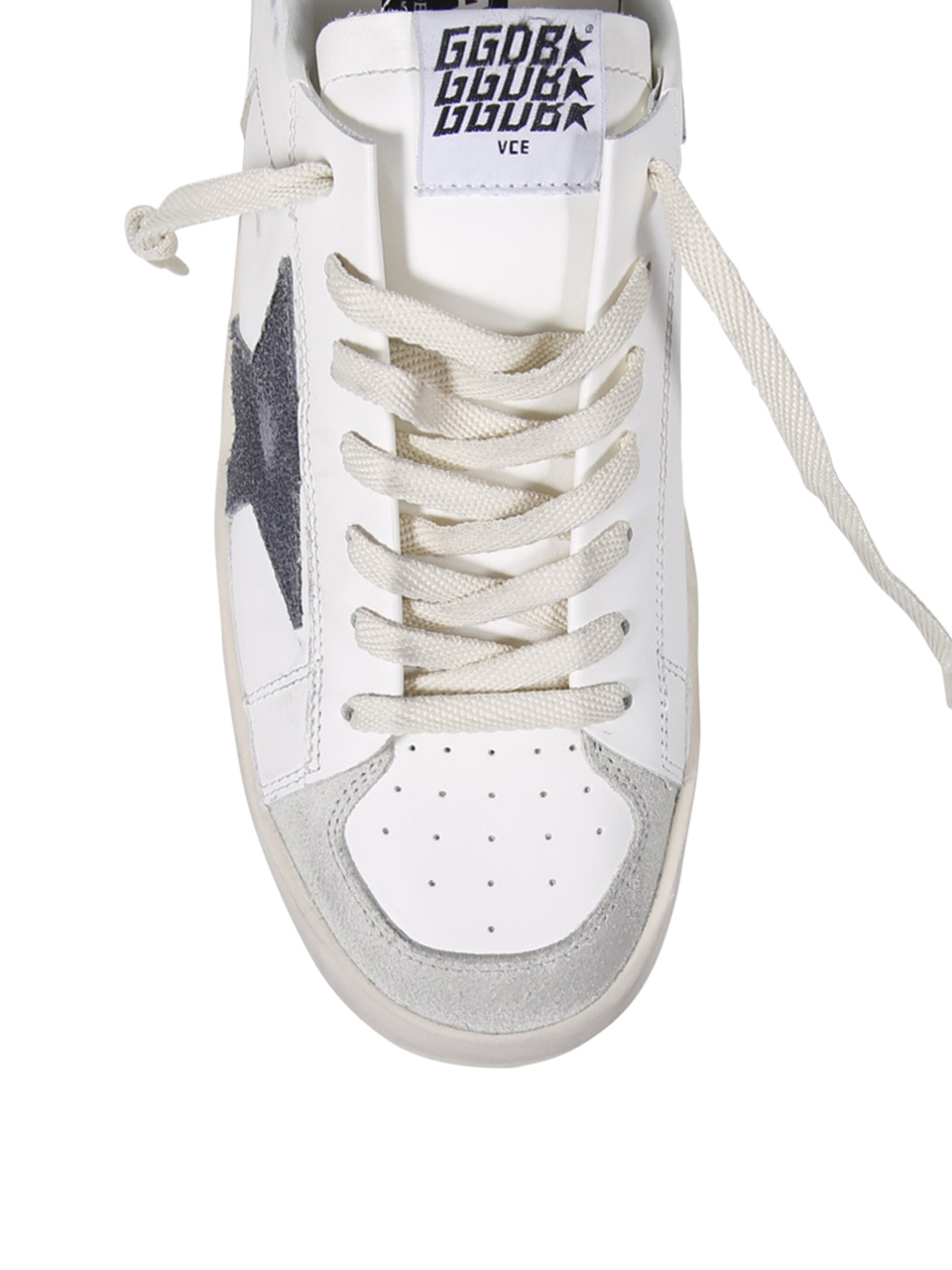 Golden Goose Deluxe Brand White Low-top Sneakers With Star Patch In White