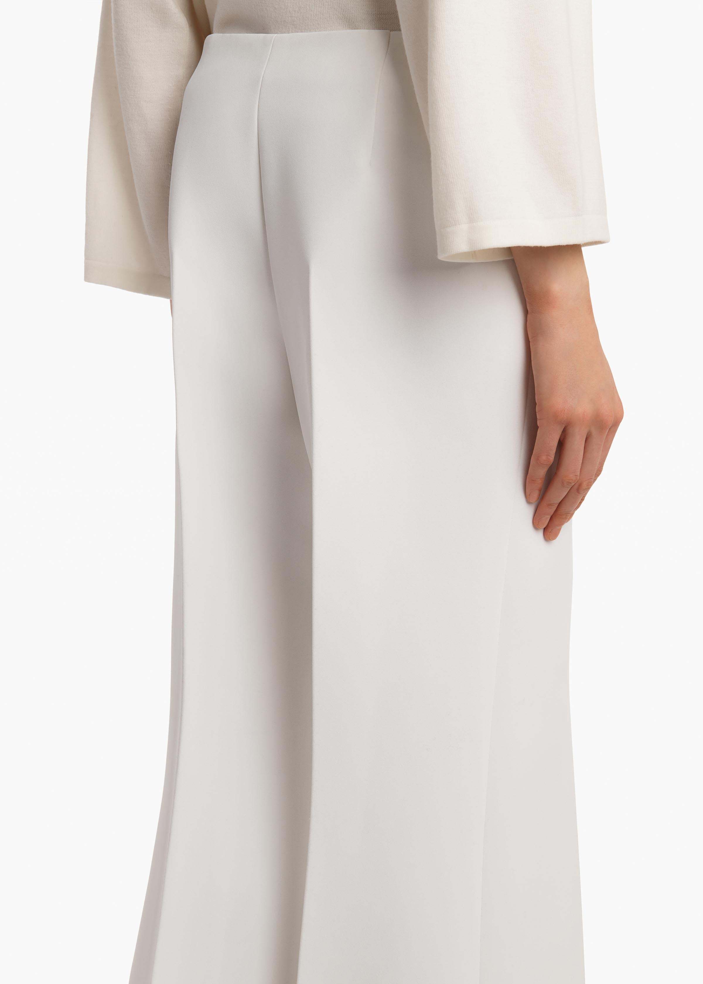 Khaite Walter Pant In Chalk Crepe In White