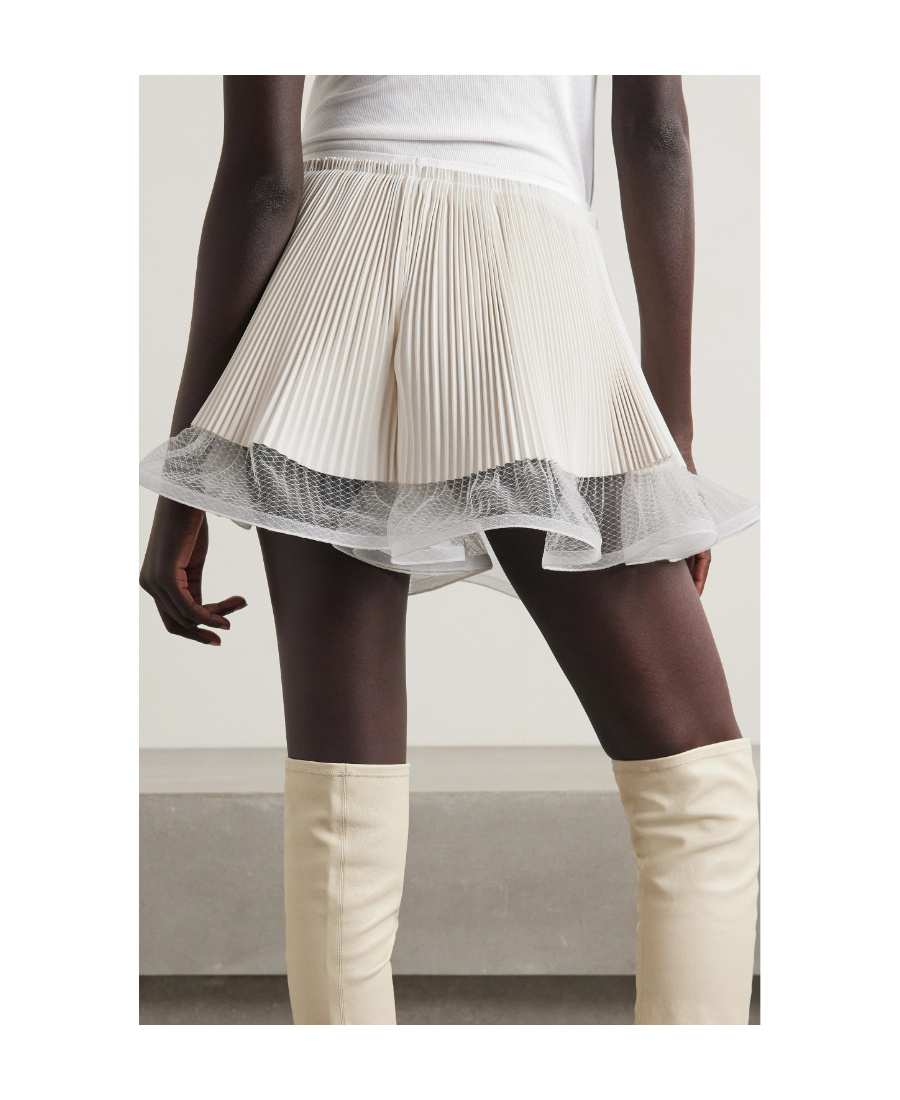 Givenchy Pleated Shorts With Lotus Leaf Edges In White