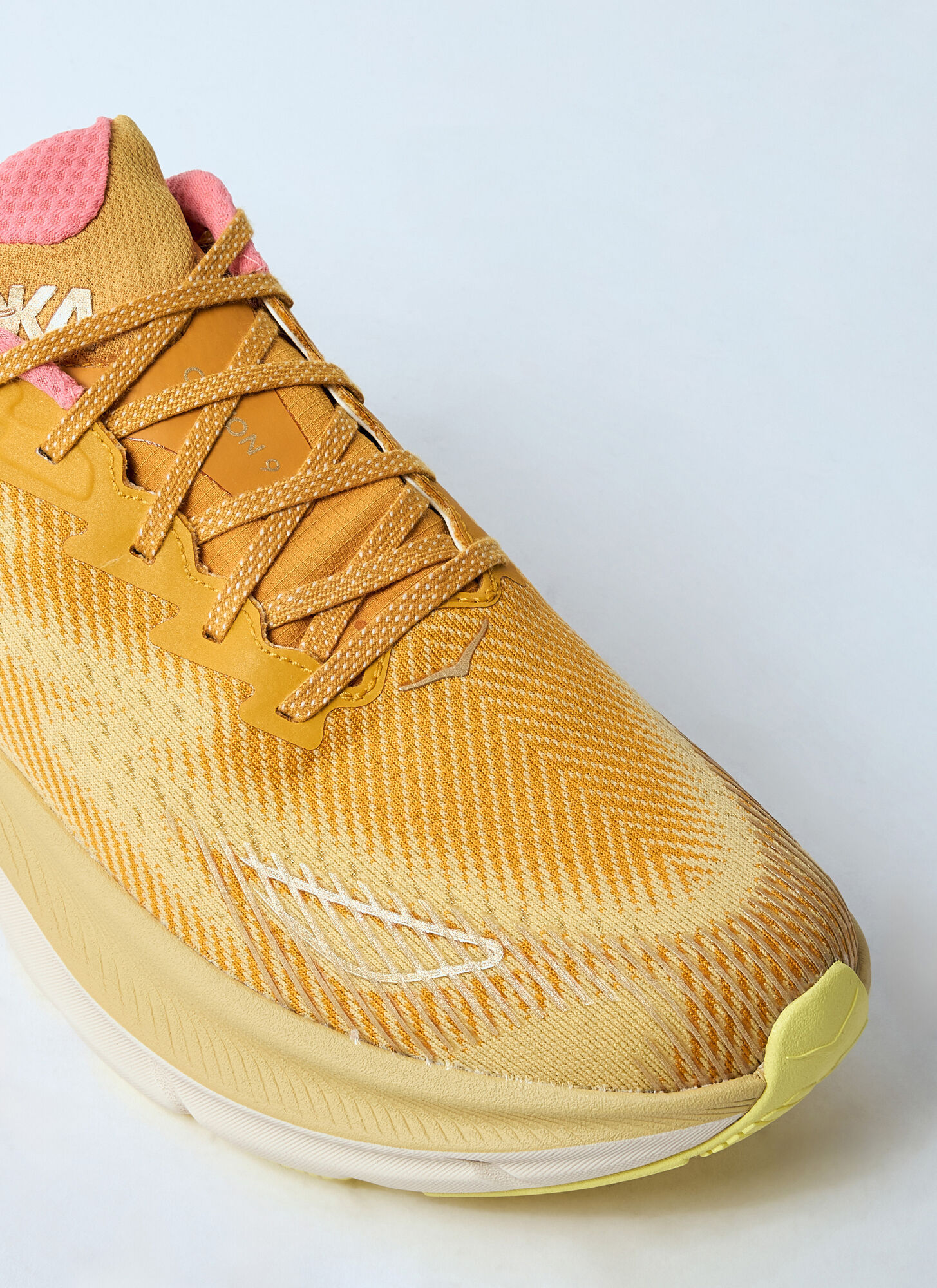 Hoka Clifton 9 Trainers In Multicolor