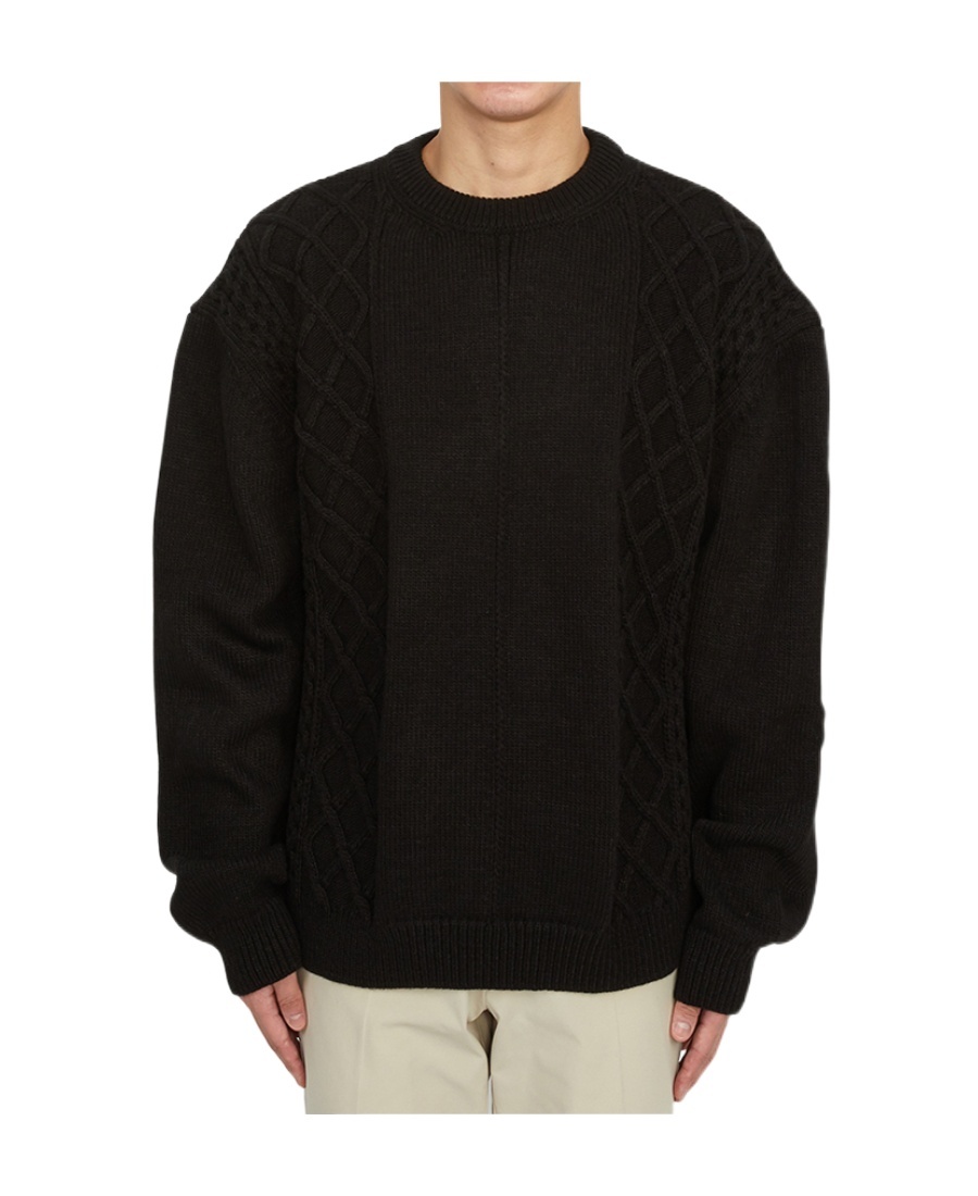 Family First Round Neck Long-sleeved Sweater In Black