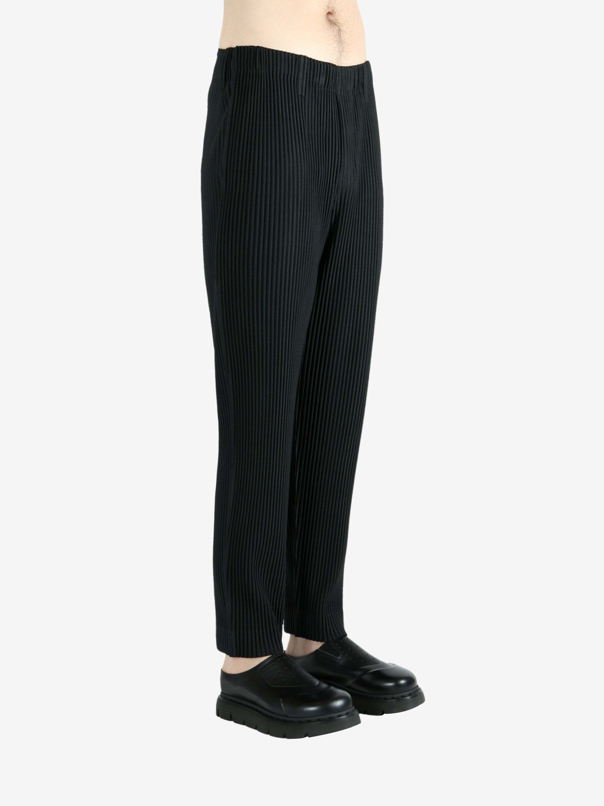 Issey Miyake Pinstripe Pattern Straight Trousers In Black