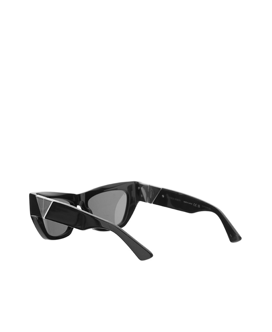 Bottega Veneta Cat-eye Frame Sunglasses In Gray