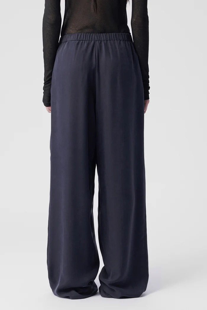 Ann Demeulemeester Elastic Waist Casual Pants In Black