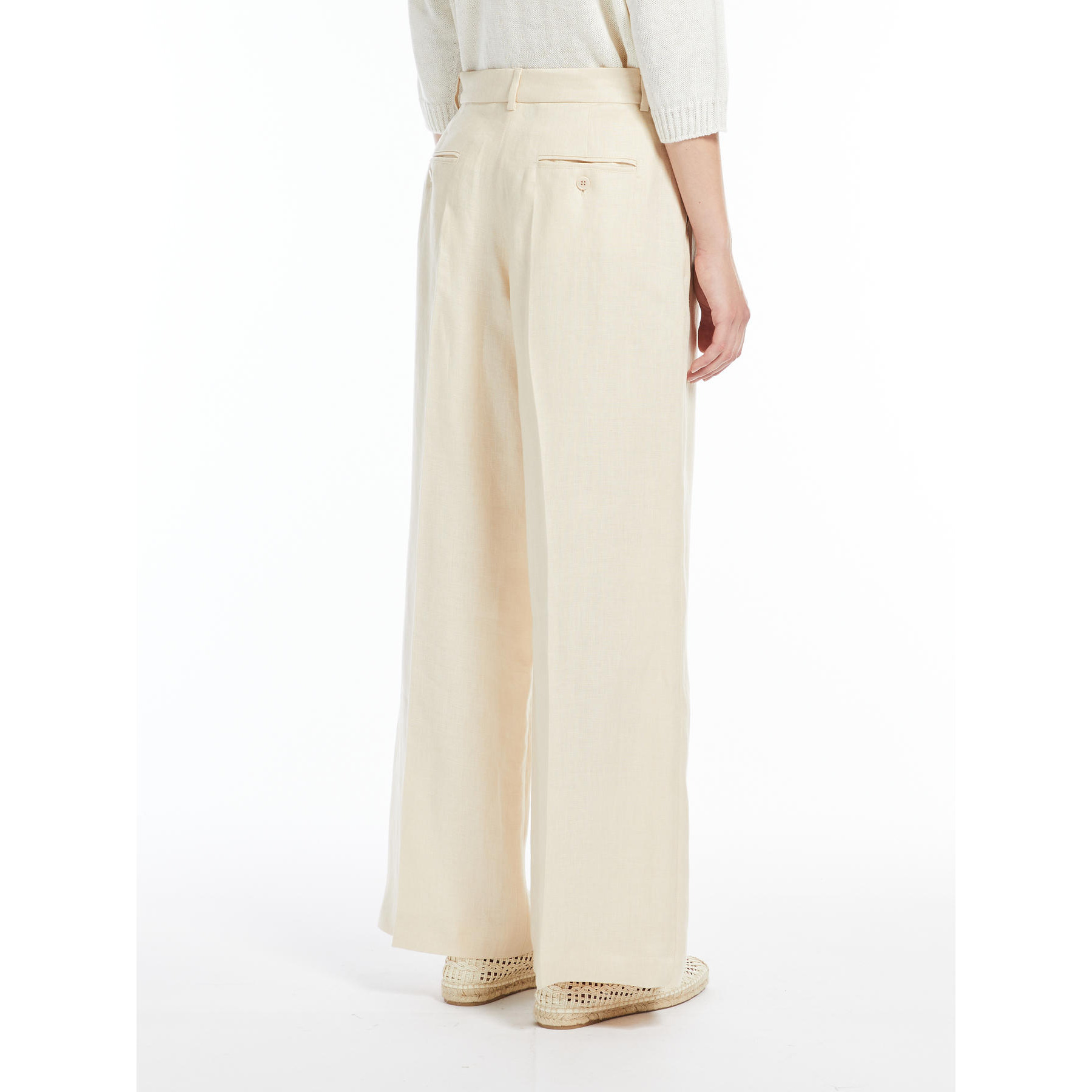 Weekend Max Mara Off-white Wide Jeans In White