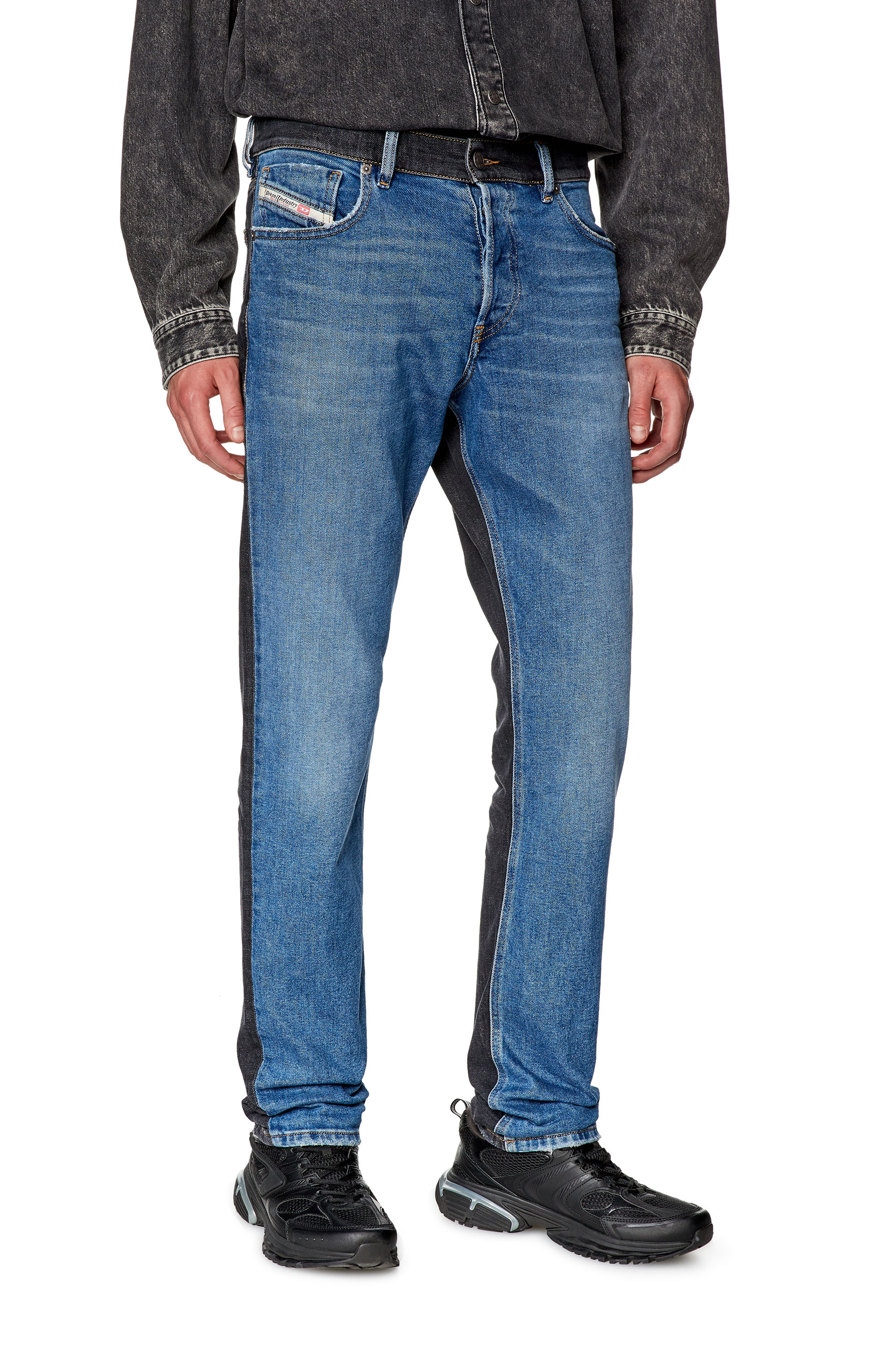 Diesel 1995 D-sark Mid-rise Straight-leg Jeans In Blue