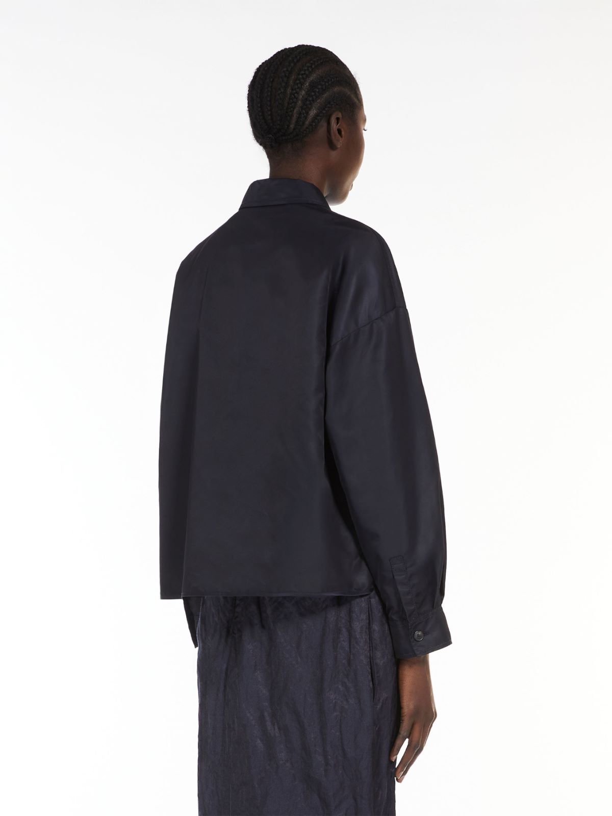 Weekend Max Mara Long-sleeve Flap-pocket Shirt In Black