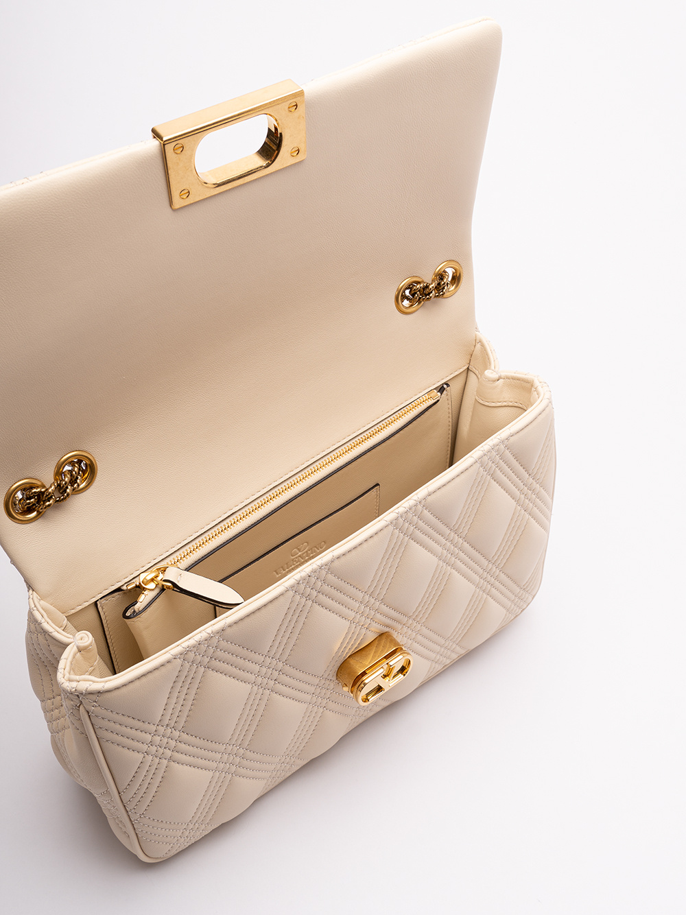 Valentino Quiltie 67 Shoulder Bag In Nude