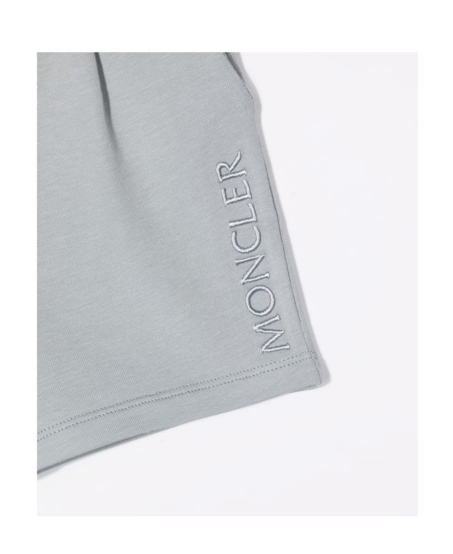 Moncler Embroidered Logo Sweatpants In Gray