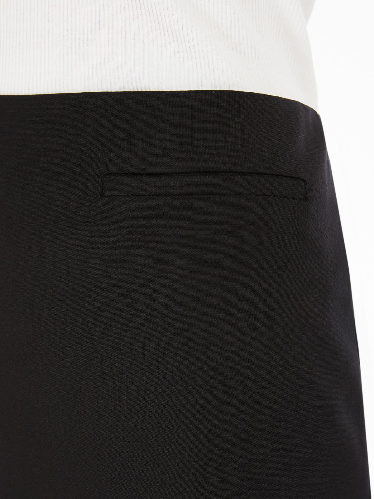 Sportmax Straight Stretch Wool Skirt In Black