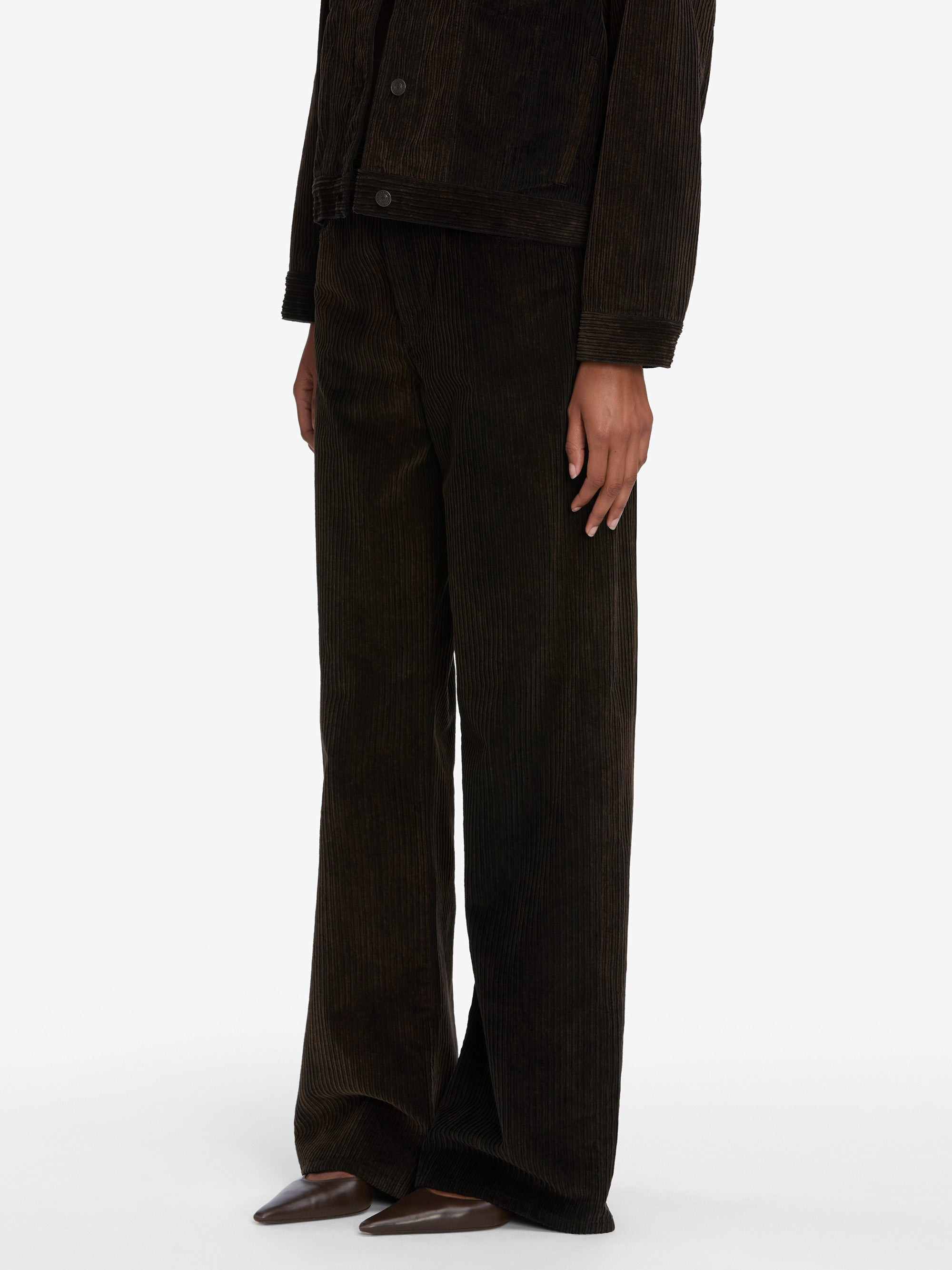 Frame Corduroy Wide-leg Casual Pants In Black