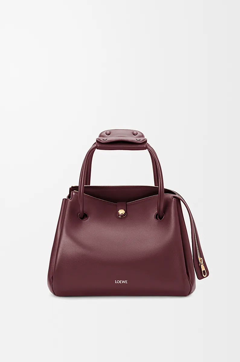 Loewe Lettering Shoulder Bag In Red