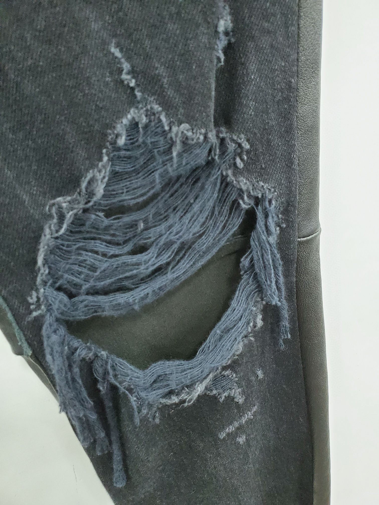 Amiri Ripped Jeans With Details In Black