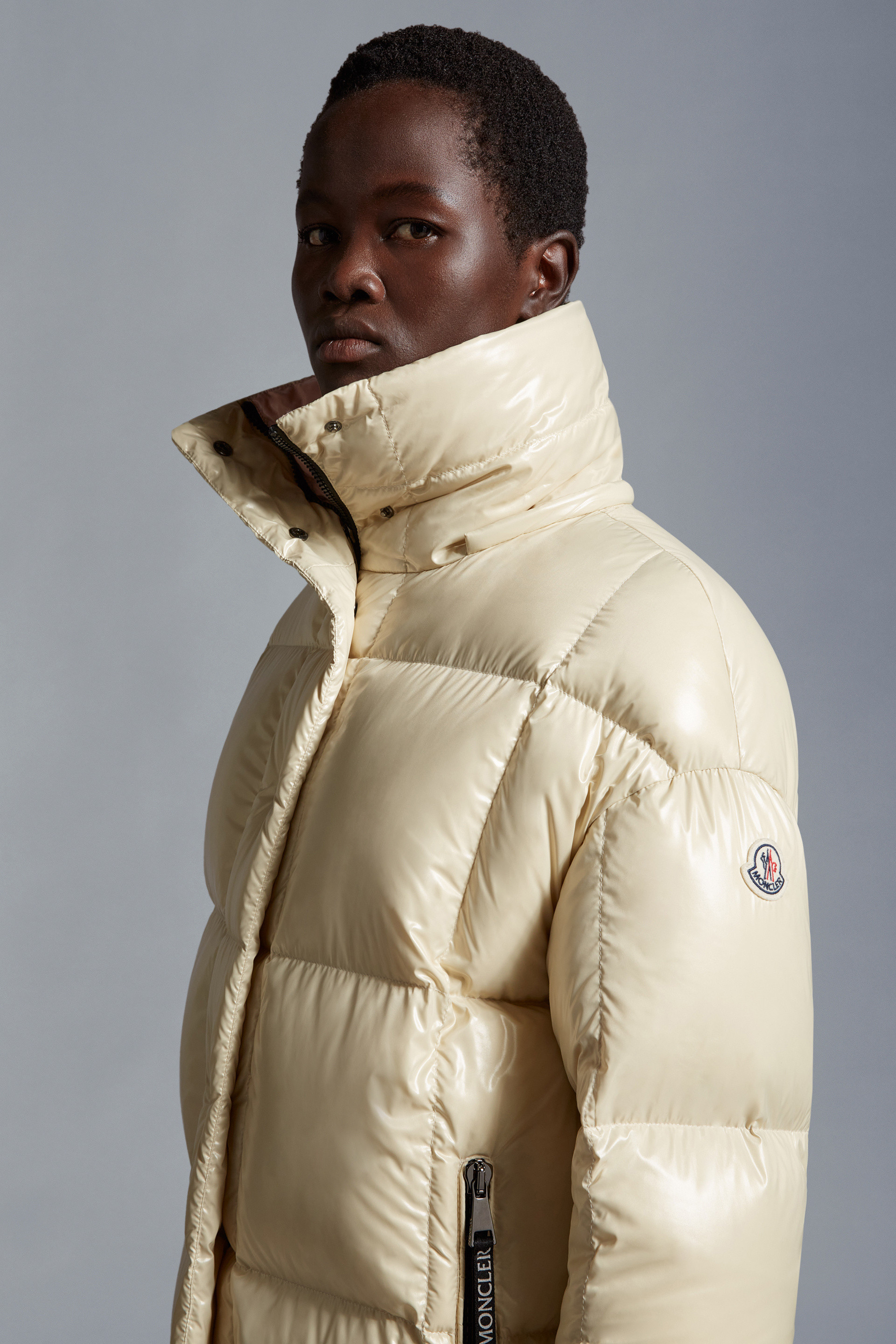 Moncler Long-sleeved Hooded Down Jacket In Nude