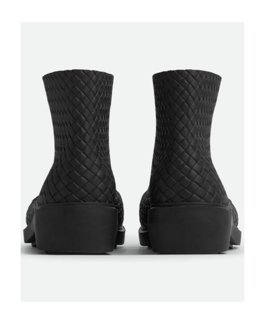 Bottega Veneta Fireman Ankle Boots In Black