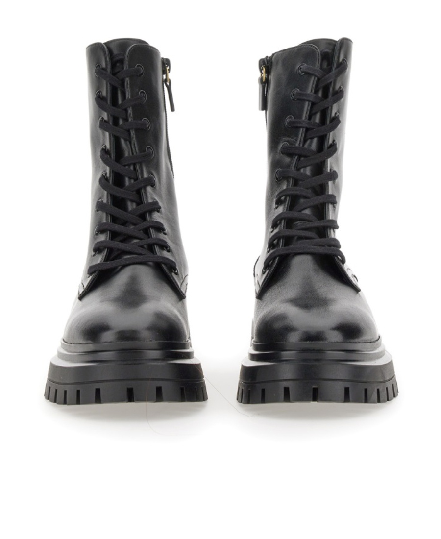 Stuart Weitzman Logo Lace Up Boots In Black