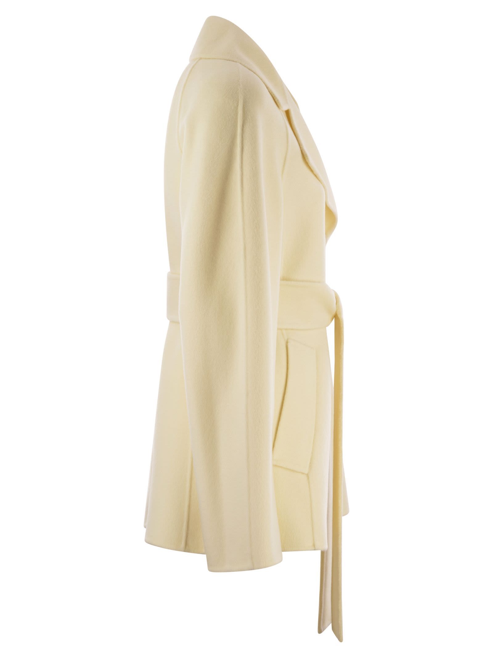 Shop Sportmax Long-sleeved Lapel Casual Jacket In Nude